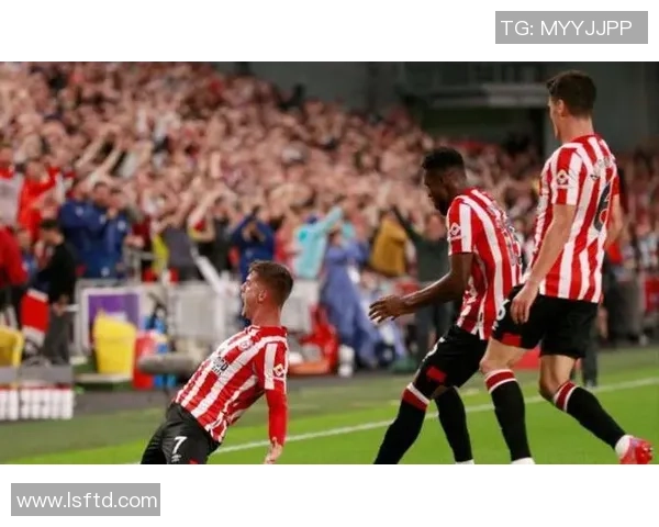 德甲激战:利物浦与切尔西鏖战成平局赛后点评引发热议